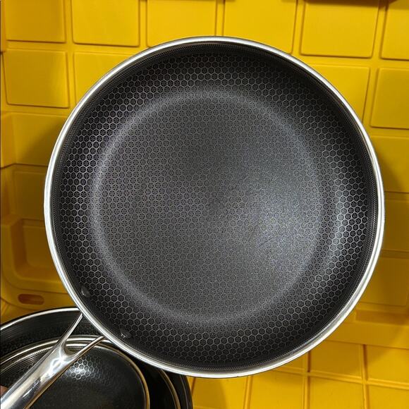 HEXCLAD 4 Piece Nonstick Stainless Steel Frying Pan Set 8 10 12 Wok $600 - Picture 5 of 11